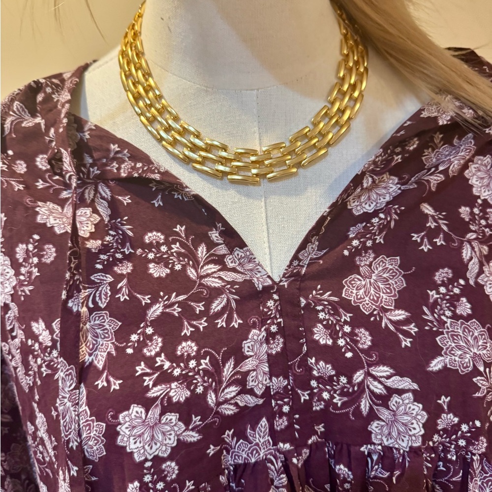 Madewell billowy maroon dress with white floral detail - Picture 3 of 11